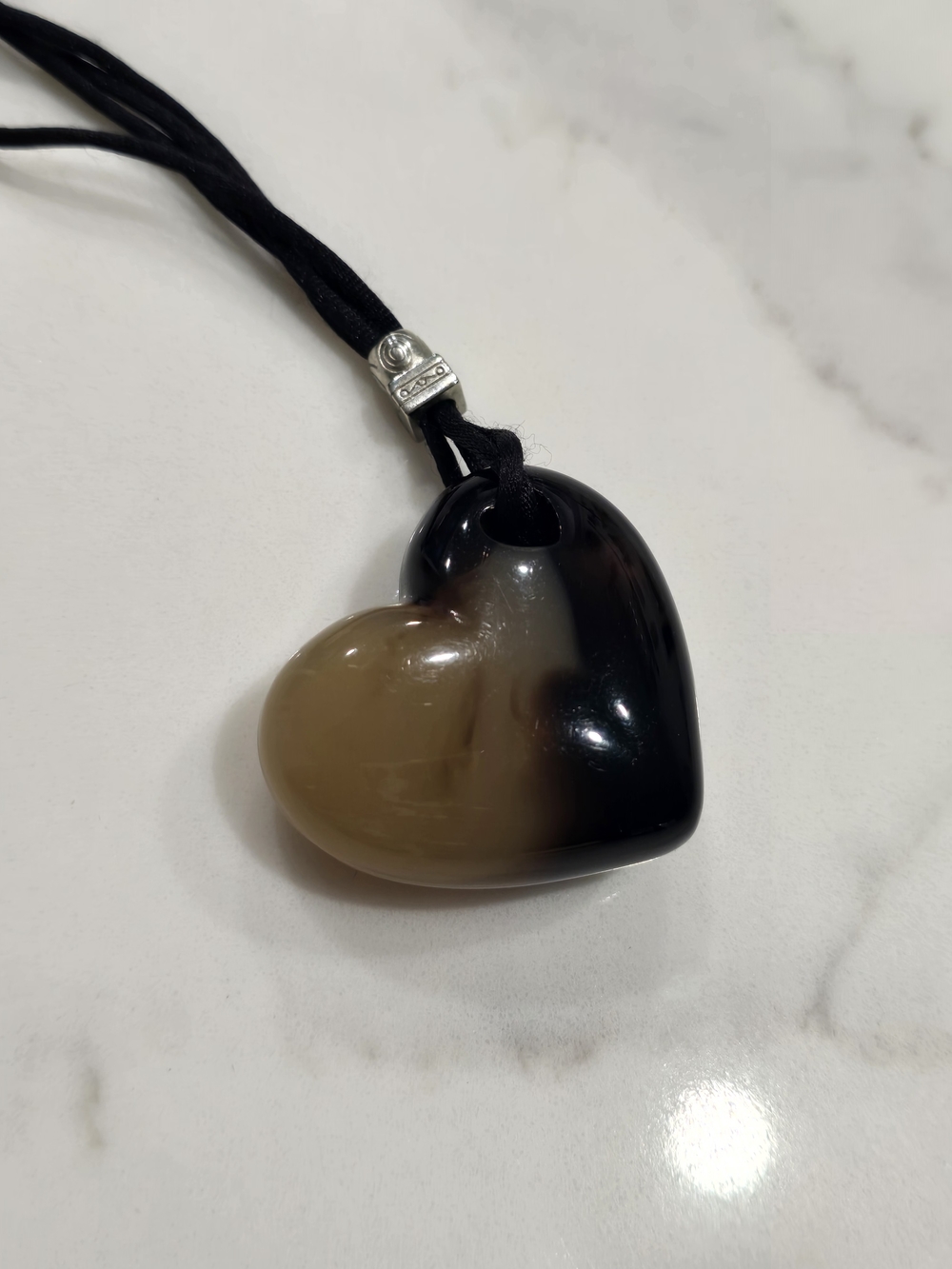 Chunky Two Tone Amber Black Puffed Heart Cord Necklace